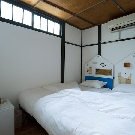 Hostel Yuigahama + Soba Bar, Камакура Екстериор снимка